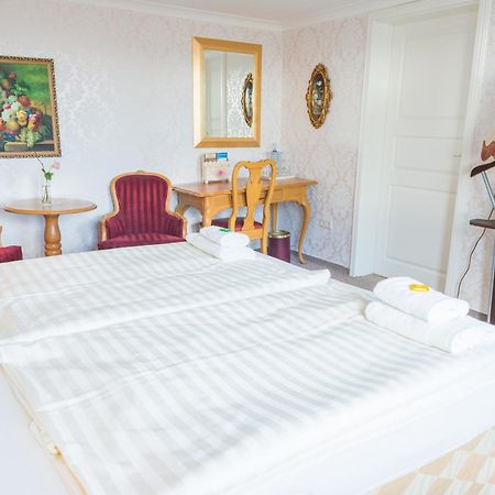 Romantisches Hotel Zur Traube Schwerin Kamer foto