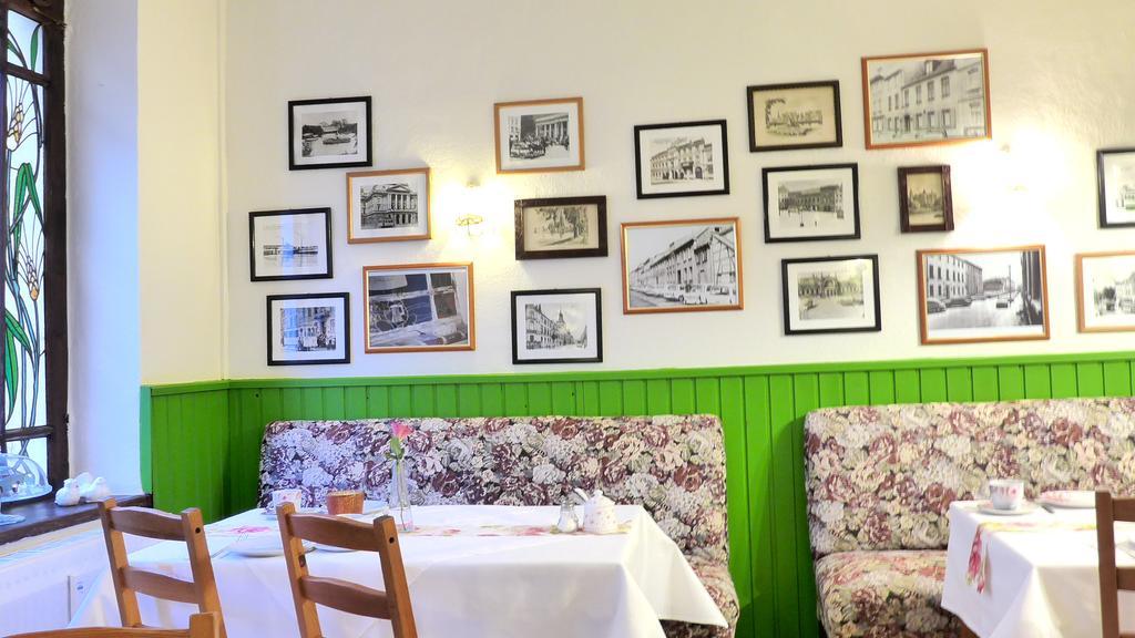 Romantisches Hotel Zur Traube Schwerin Buitenkant foto