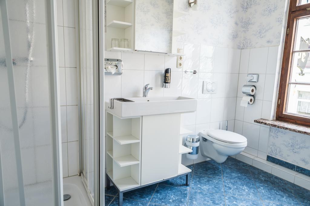 Romantisches Hotel Zur Traube Schwerin Kamer foto